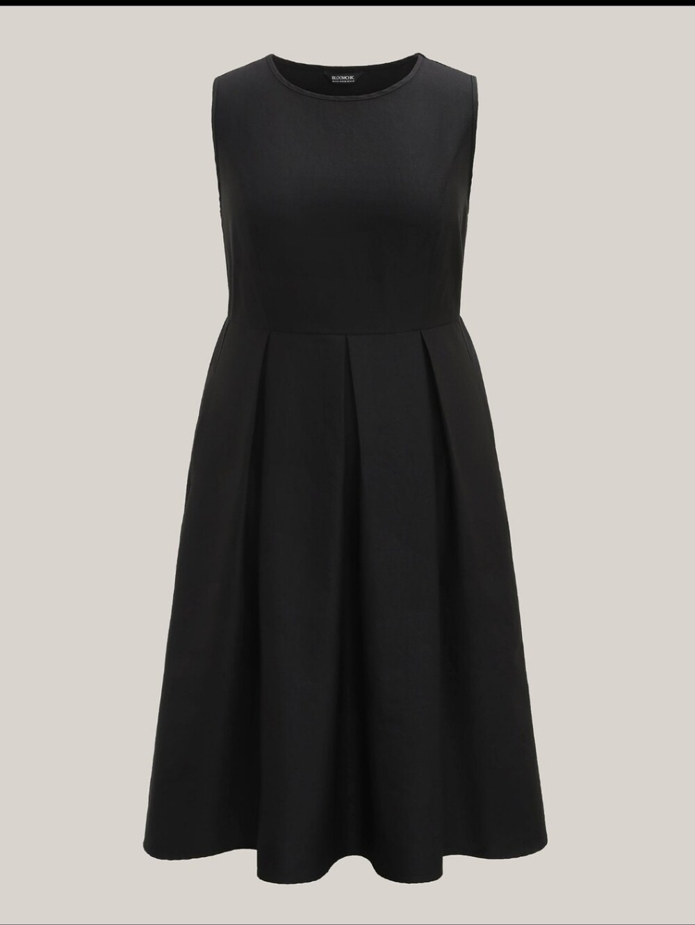 BloomChic Black Sleeveless Pleated Midi Dress